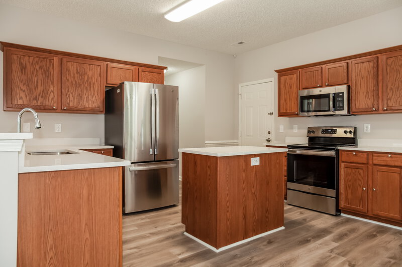 2,190/Mo, 6004 Shining Oak Ln Charlotte, NC 28269 Kitchen View