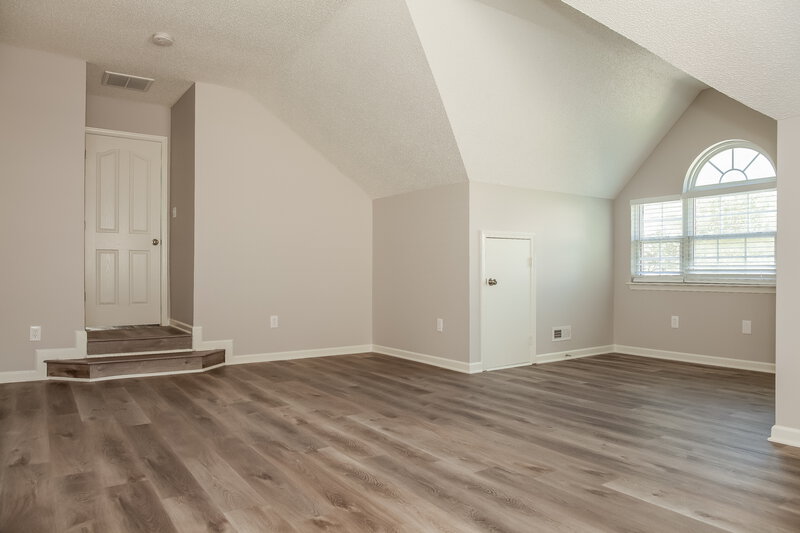 2,190/Mo, 6004 Shining Oak Ln Charlotte, NC 28269 Loft View 2