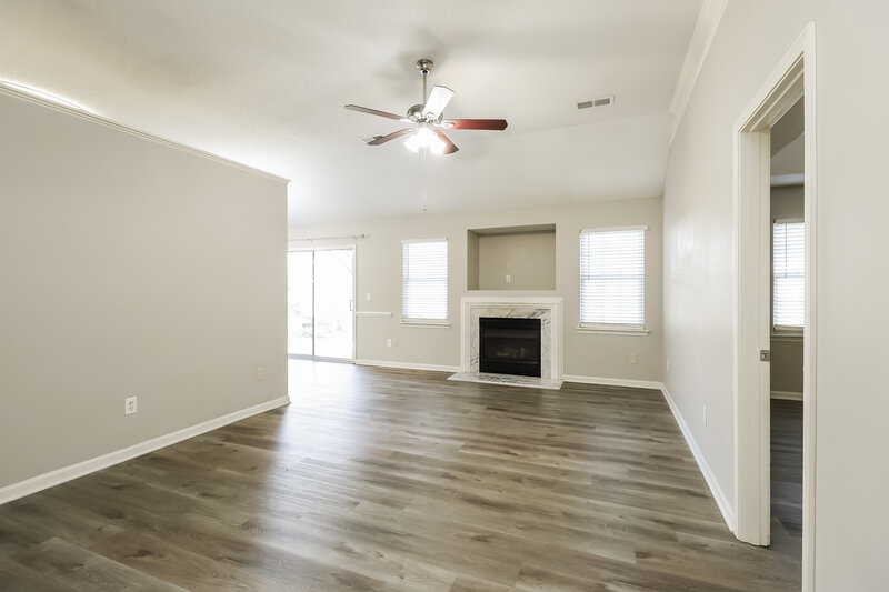 1,735/Mo, 10328 Taftnale Ct Charlotte, NC 28214 Living Room View 2