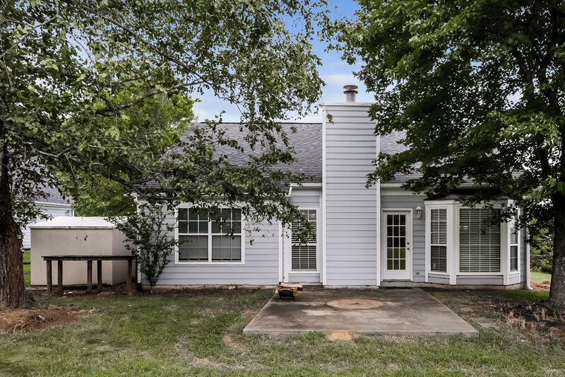 2,320/Mo, 9922 Patrick Springs Ct Matthews, NC 28105 Rear View