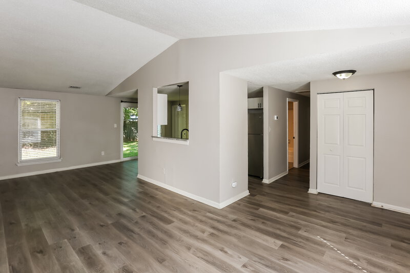 1,820/Mo, 6636 Piney Path Rd Charlotte, NC 28212 Dining Room View