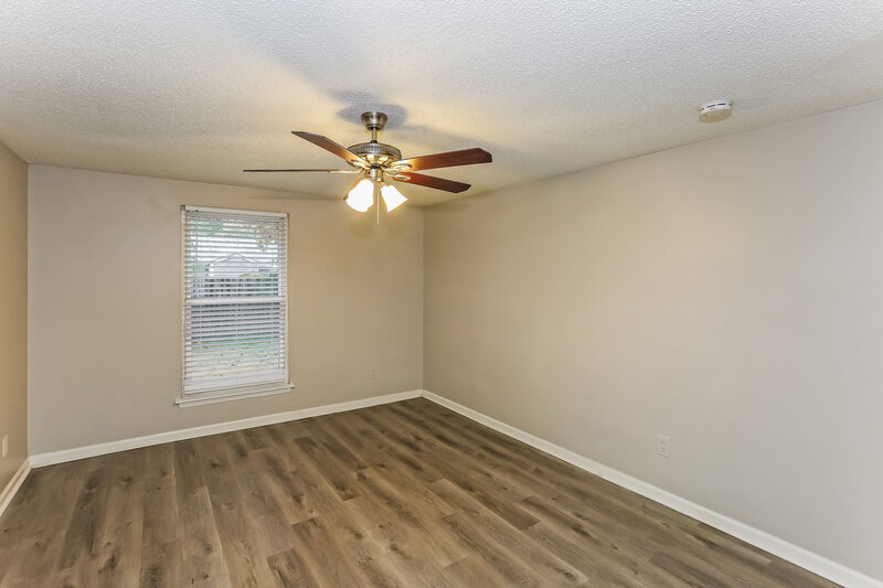 1,820/Mo, 6636 Piney Path Rd Charlotte, NC 28212 Main Bedroom View