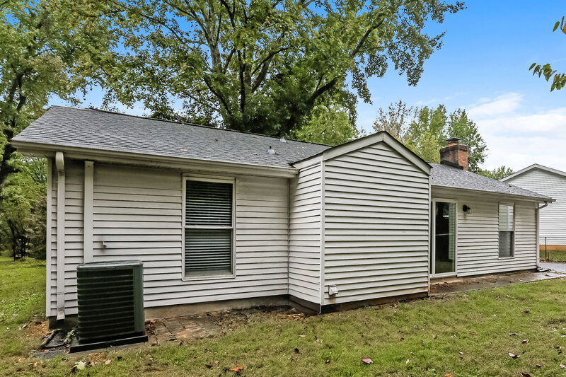 1,820/Mo, 6636 Piney Path Rd Charlotte, NC 28212 Rear View