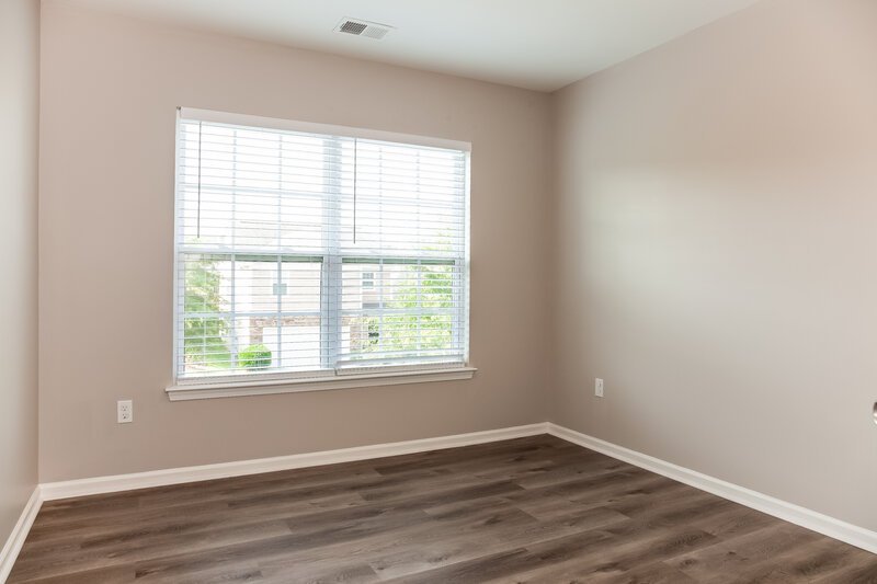 2,260/Mo, 912 Old Forester Ln Charlotte, NC 28214 Bedroom View