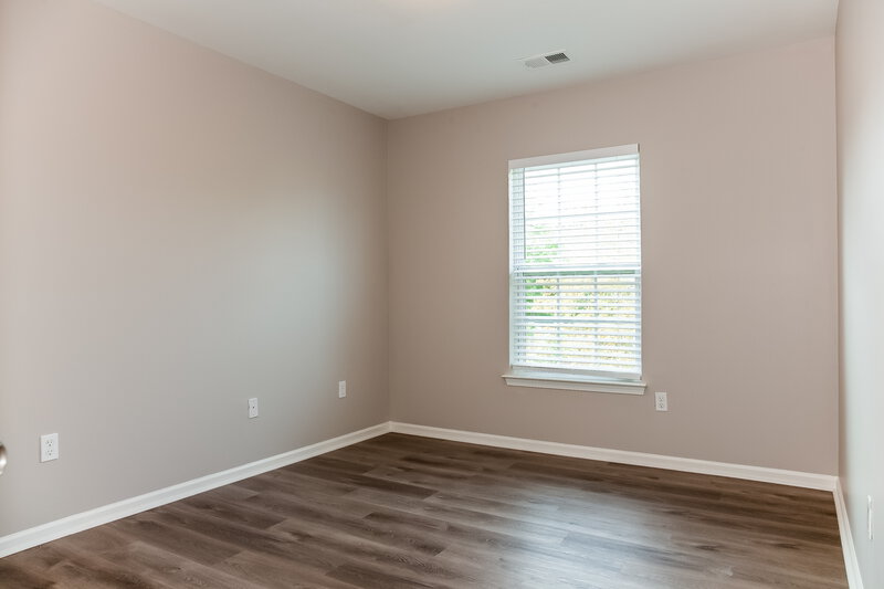 2,260/Mo, 912 Old Forester Ln Charlotte, NC 28214 Bedroom View 2