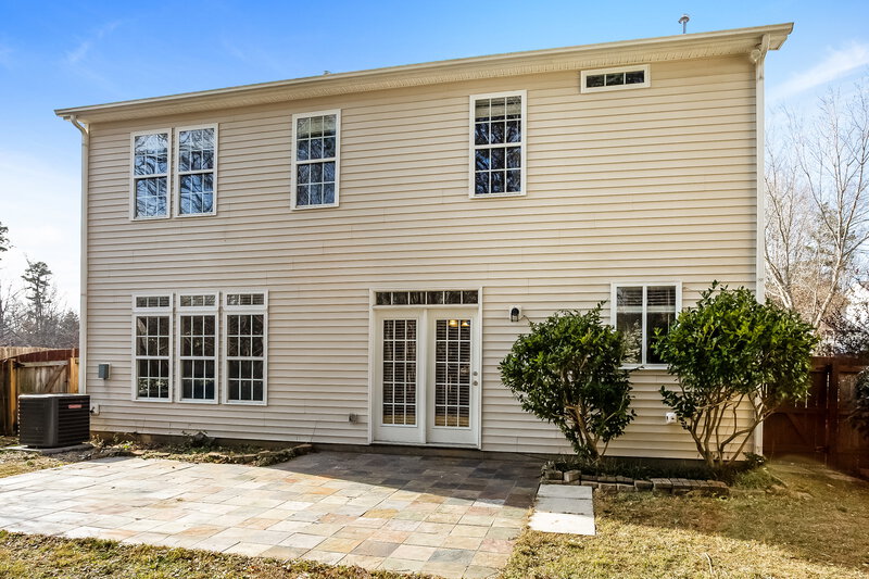 2,040/Mo, 1525 Bucklebury Court Charlotte, NC 28269 Rear View