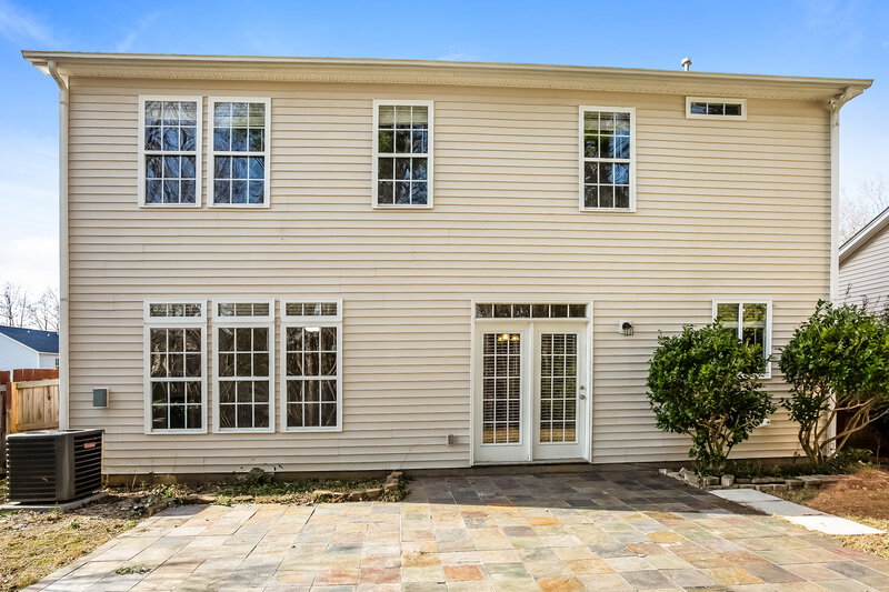 2,040/Mo, 1525 Bucklebury Court Charlotte, NC 28269 Rear View 2