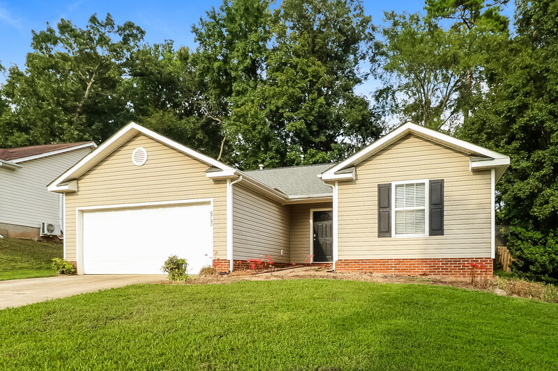 1,960/Mo, 6752 Sullins Rd Charlotte, NC 28214 Front View