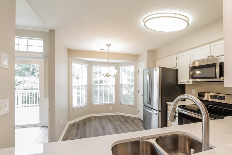 1,830/Mo, 9233 Oren Thompson Rd Charlotte, NC 28213 Kitchen View