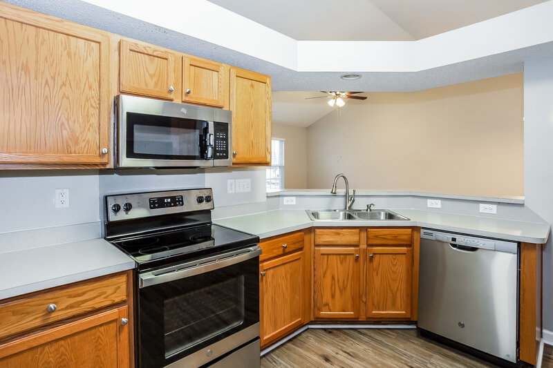 2,010/Mo, 5751 Heron Point Pl SW Concord, NC 28025 Kitchen View