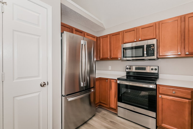 2,350/Mo, 10122 Mayhurst Ct Charlotte, NC 28213 Kitchen View 3