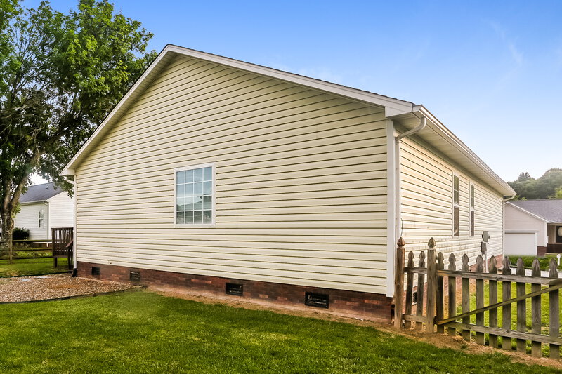2,010/Mo, 1243 Piney Church Rd Concord, NC 28025 Rear View