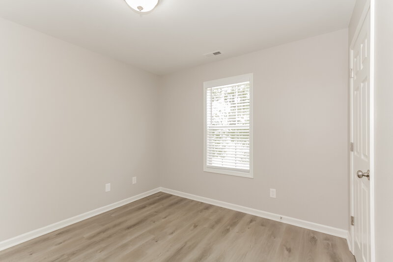 1,830/Mo, 2707 Oasis Ln Charlotte, NC 28214 Bedroom View 4