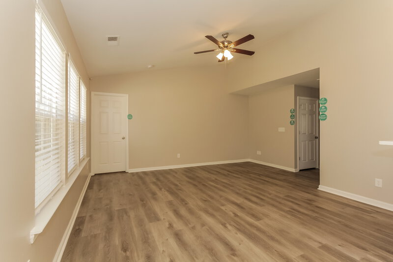 1,985/Mo, 2115 Cool Springs Ct Kannapolis, NC 28083 Living Room View 2