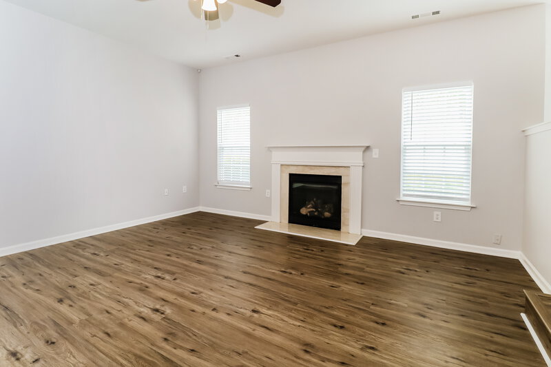 2,615/Mo, 3513 Tybee Dr Fort Mill, SC 29715 Living Room View