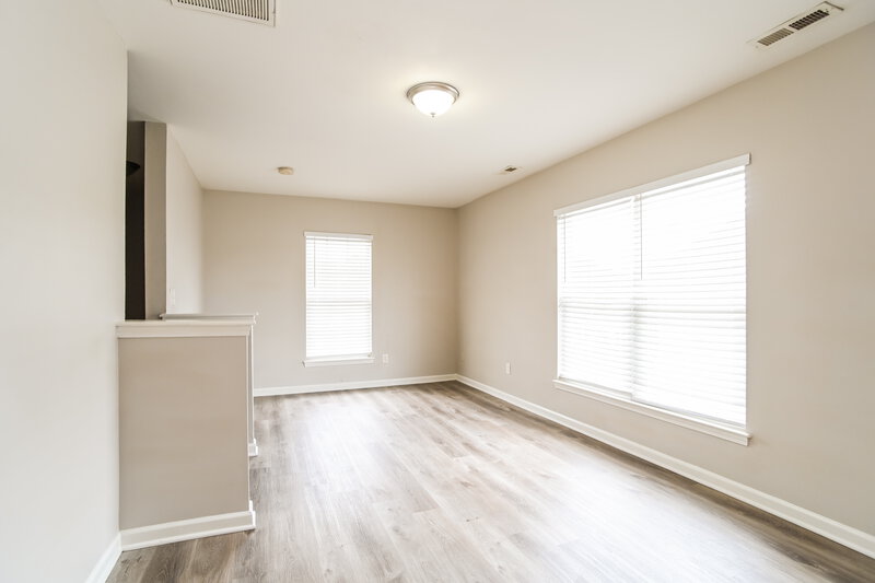 1,905/Mo, 1604 Harland St Charlotte, NC 28216 Bonus Room View