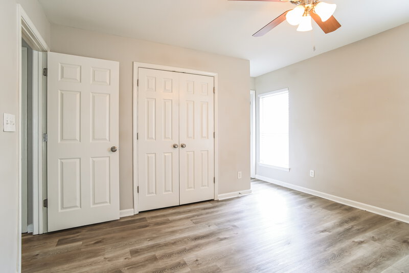 1,905/Mo, 1604 Harland St Charlotte, NC 28216 Main Bedroom View