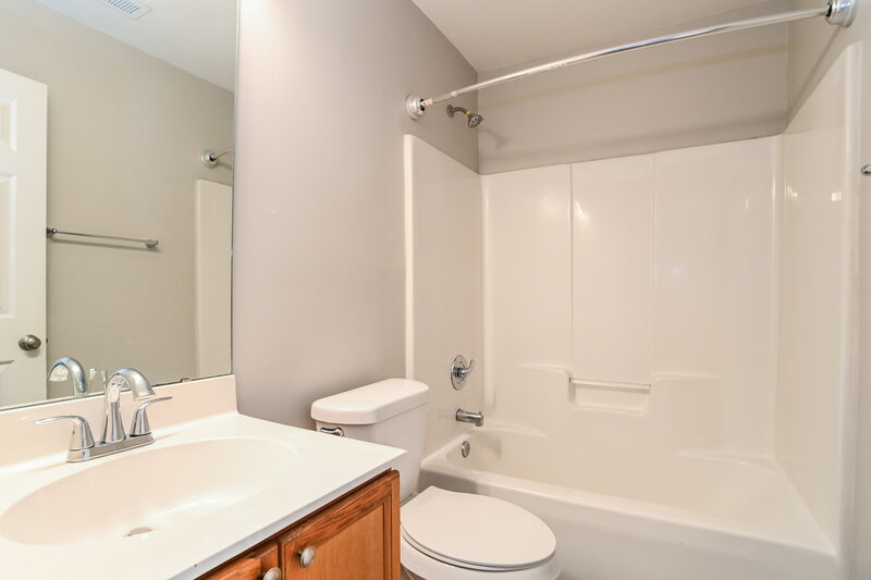 1,840/Mo, 3705 Arthur St Indian Trail, NC 28079 Bathroom View