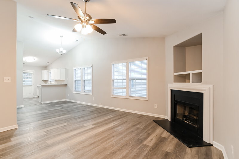 1,650/Mo, 3004 Great Falls Dr Monroe, NC 28110 Living Room View 2