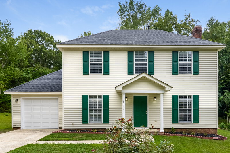 1,700/Mo, 2212 Sloan Dr Charlotte, NC 28208 External View