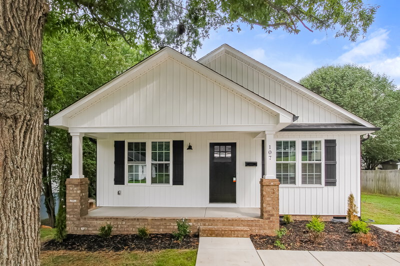 1,940/Mo, 107 S Rose Ave Kannapolis, NC 28083 External View