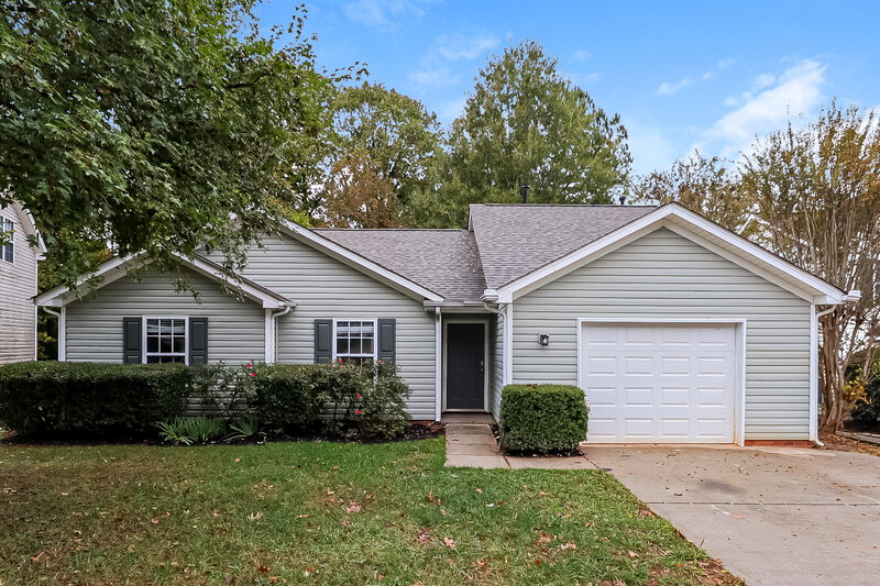 1,850/Mo, 7039 Lowen Rd Charlotte, NC 28269 External View