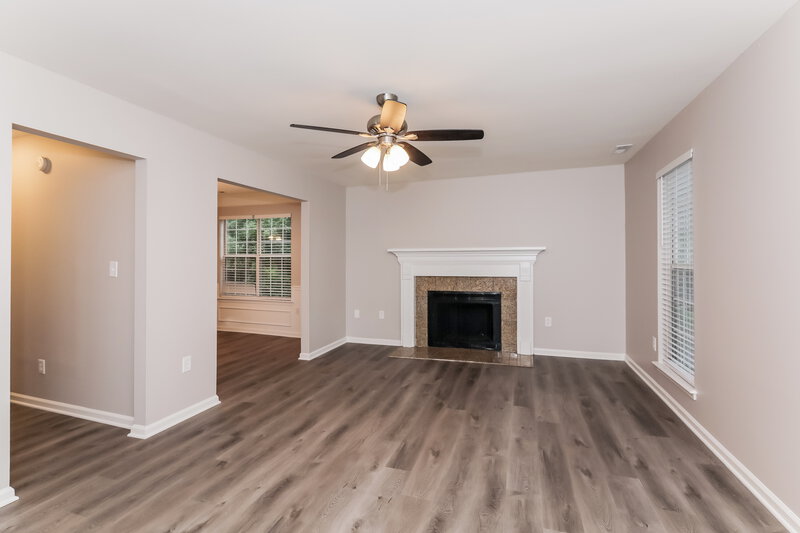 1,775/Mo, 10902 Ballards Pond Ln Matthews, NC 28105 Living Room View