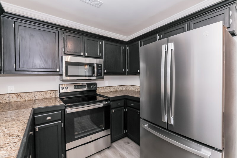 1,775/Mo, 10902 Ballards Pond Ln Matthews, NC 28105 Kitchen View 3