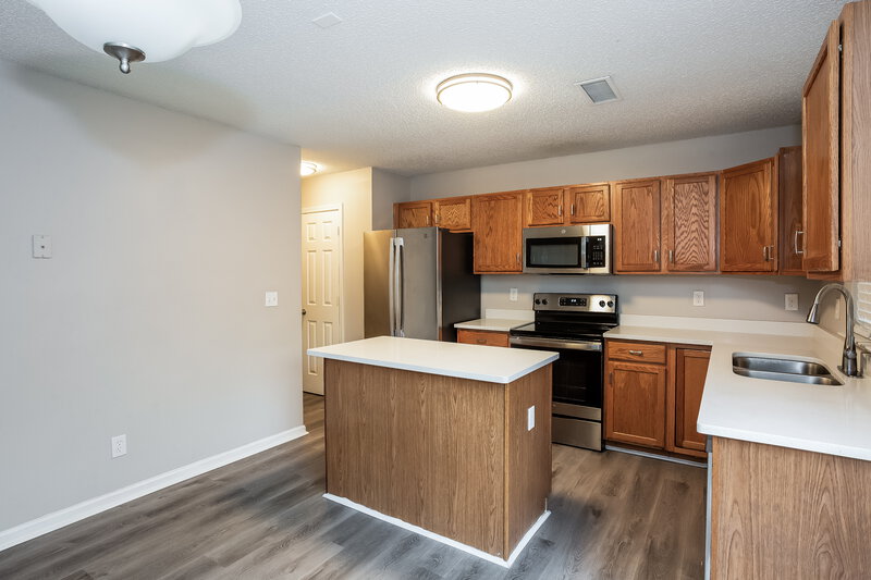 2,070/Mo, 10316 Gold Pan Rd Charlotte, NC 28215 Kitchen View