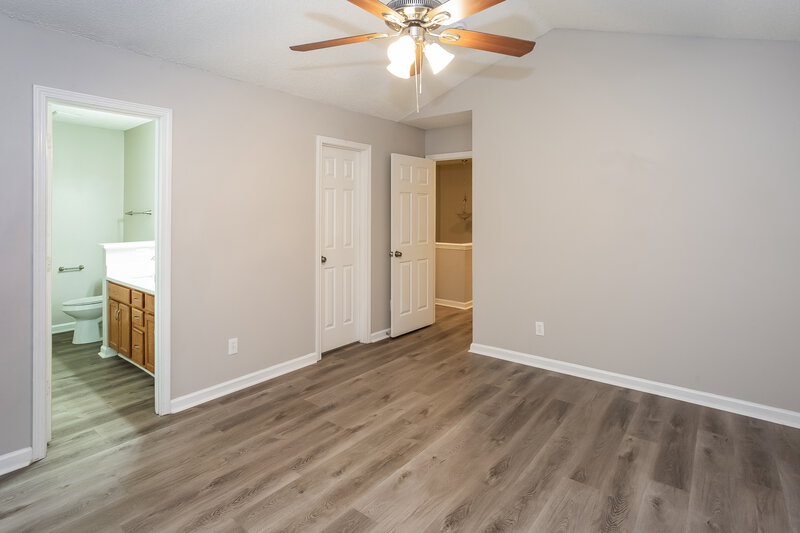 2,070/Mo, 10316 Gold Pan Rd Charlotte, NC 28215 Main Bedroom View 2