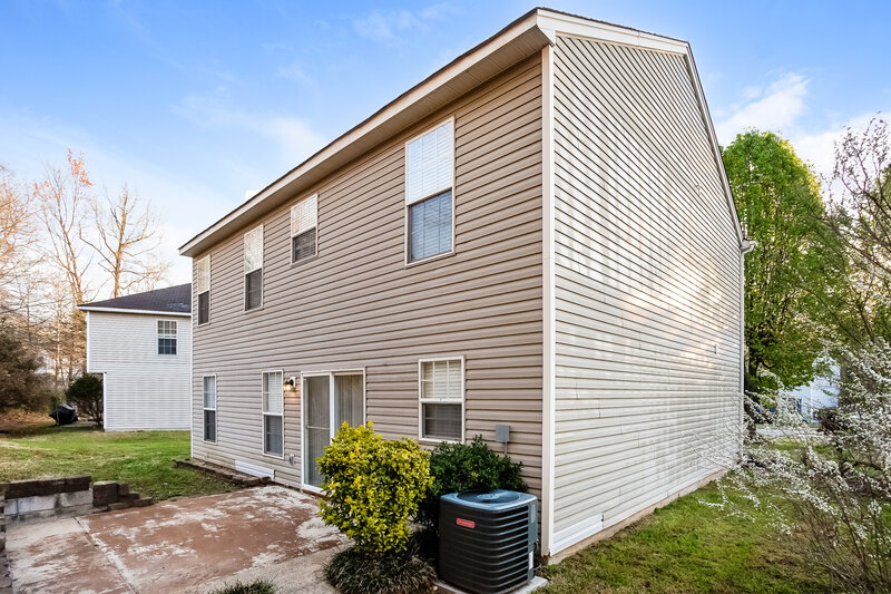 2,070/Mo, 10316 Gold Pan Rd Charlotte, NC 28215 Rear View