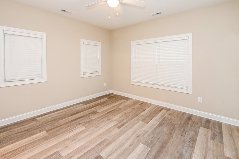 1,960/Mo, 2118 Ravendale St Kannapolis, NC 28083 Main Bedroom View 2