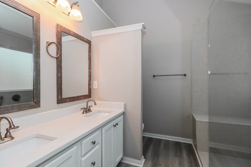 2,770/Mo, 4272 Maybrook Ct SW Concord, NC 28027 Main Bathroom View