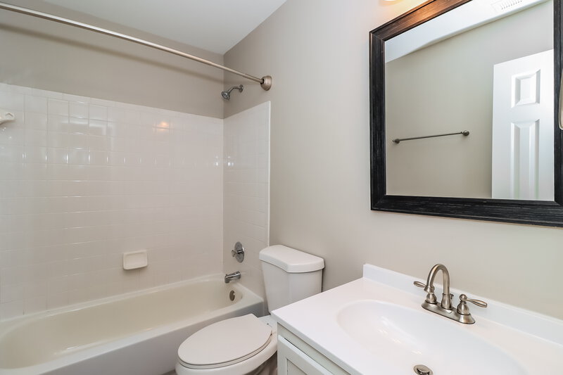2,770/Mo, 4272 Maybrook Ct SW Concord, NC 28027 Bathroom View