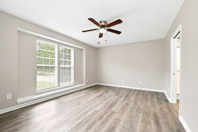 1,980/Mo, 9912 Peppermint Ln Charlotte, NC 28215 Primary Bedroom View