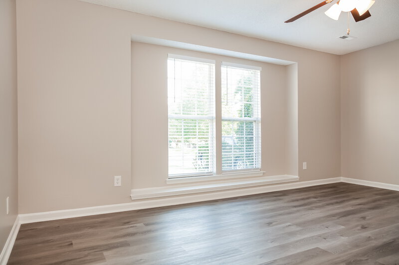 1,875/Mo, 9912 Peppermint Ln Charlotte, NC 28215 Main Bedroom View 2