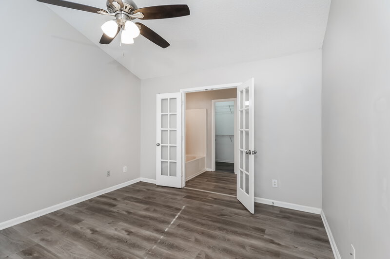 1,815/Mo, 10509 Brawley Ln Charlotte, NC 28215 Main Bedroom View