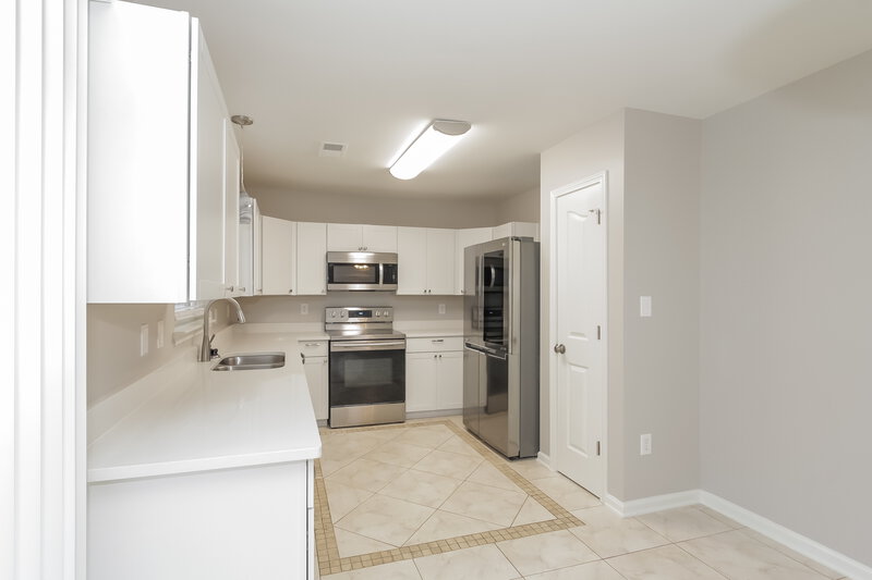 2,225/Mo, 112 Bluffton Rd Mooresville, NC 28115 Kitchen View