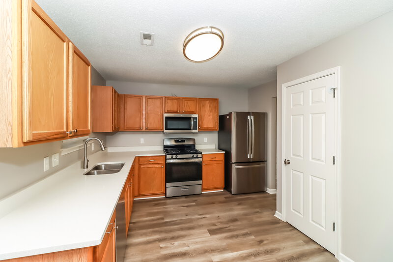 2,270/Mo, 12041 Serenade Ct Charlotte, NC 28215 Kitchen View