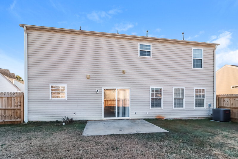 2,270/Mo, 12041 Serenade Ct Charlotte, NC 28215 Rear View 2