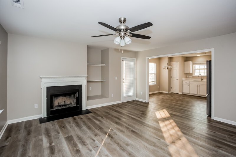 2,195/Mo, 1565 Kindred Cir NW Concord, NC 28027 Living Room View