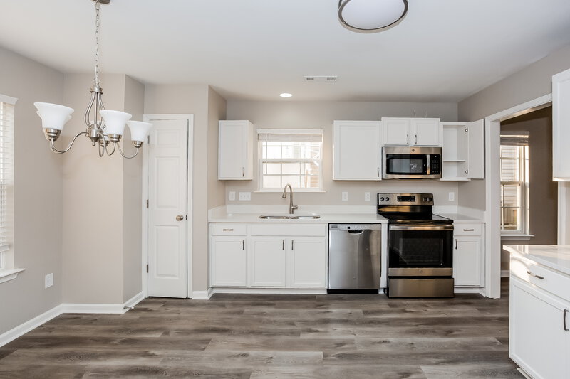 2,195/Mo, 1565 Kindred Cir NW Concord, NC 28027 Kitchen View