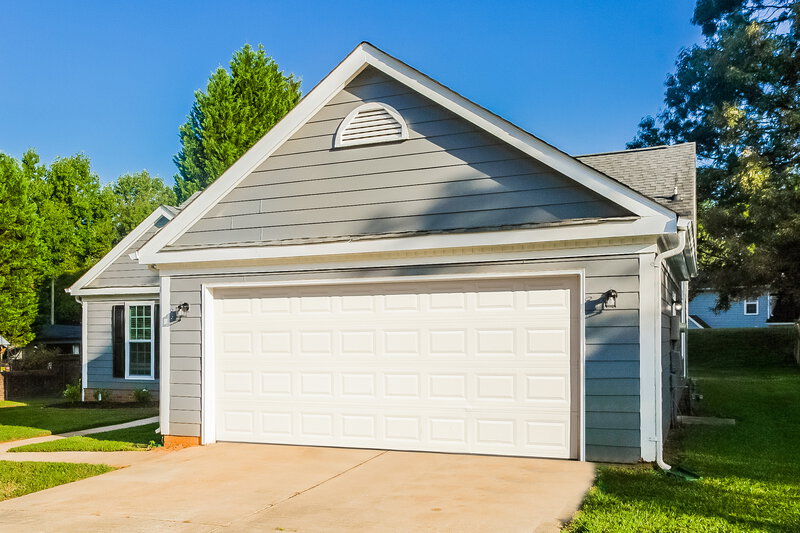 2,660/Mo, 6115 Sunstone Dr Charlotte, NC 28269 Front View 2