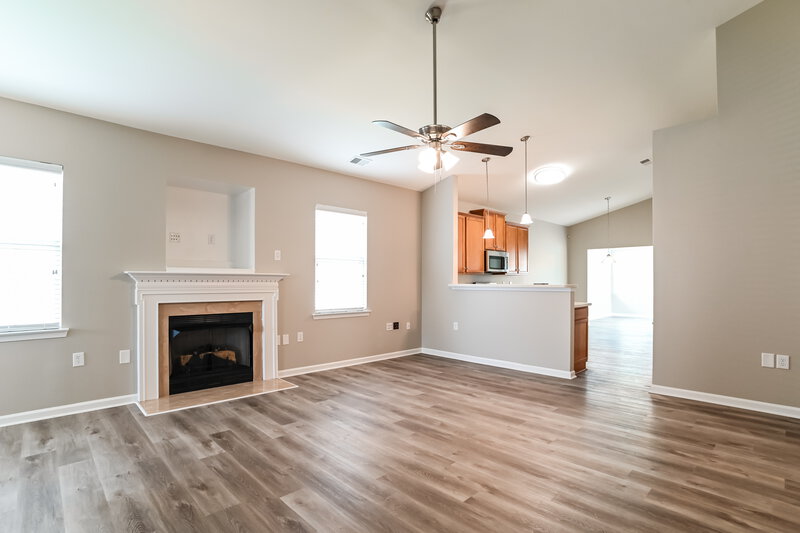 1,870/Mo, 4305 High Shoals Dr Monroe, NC 28110 Living Room View