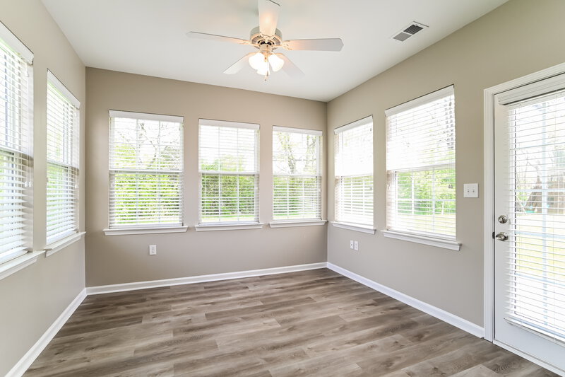 1,870/Mo, 4305 High Shoals Dr Monroe, NC 28110 Sun Room View