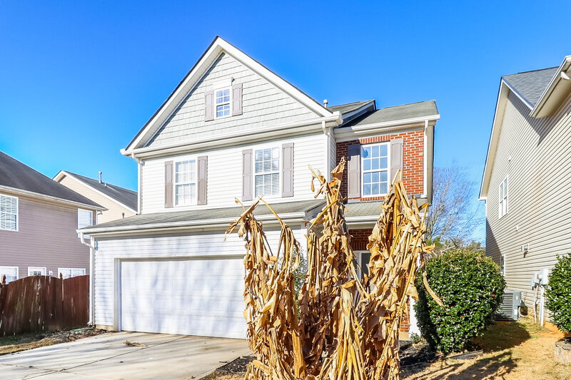 2,080/Mo, 5109 Livermore Ln Charlotte, NC 28227 Front View