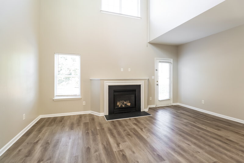 2,080/Mo, 5109 Livermore Ln Charlotte, NC 28227 Living Room View