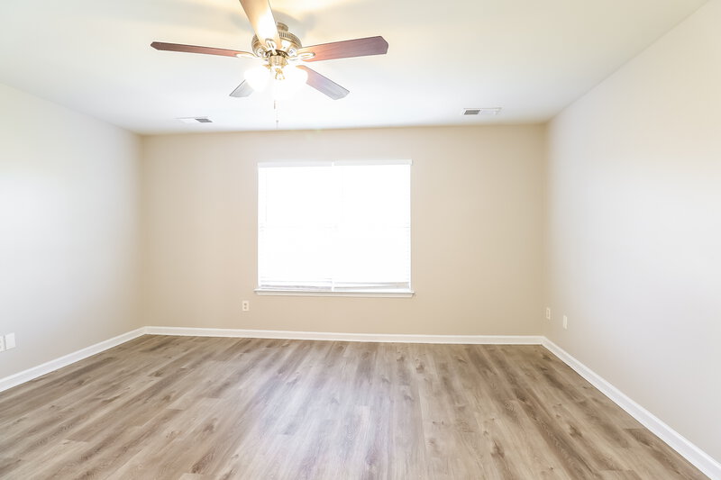 2,080/Mo, 5109 Livermore Ln Charlotte, NC 28227 Main Bedroom View