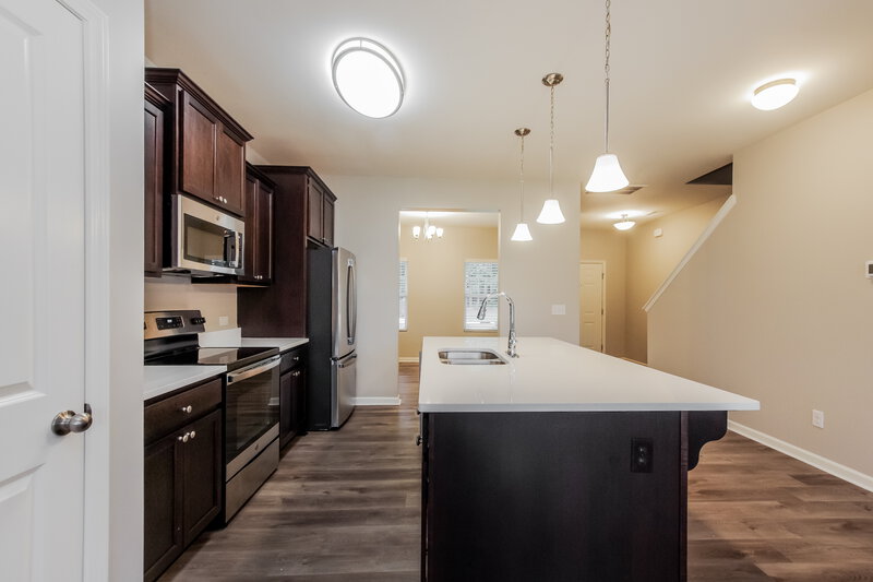 1,800/Mo, 4014 Tersk Dr Midland, NC 28107 Kitchen View 3