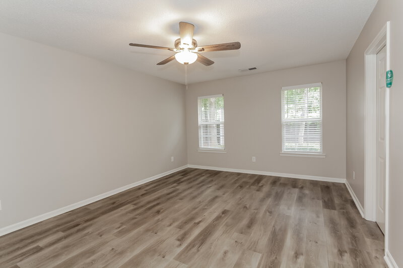 1,775/Mo, 6127 Country Walk Dr Charlotte, NC 28212 Main Bedroom View